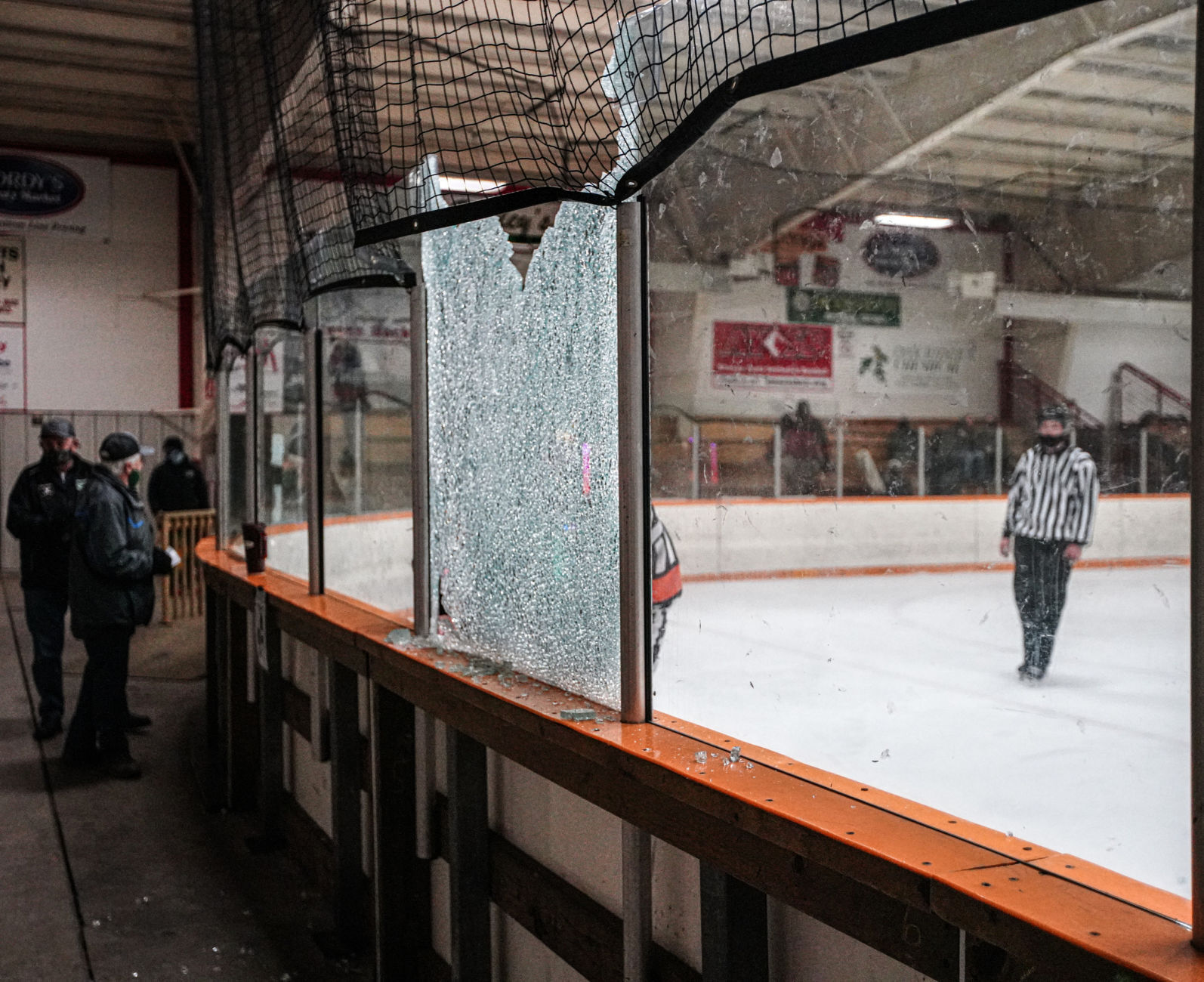 Hockey glass